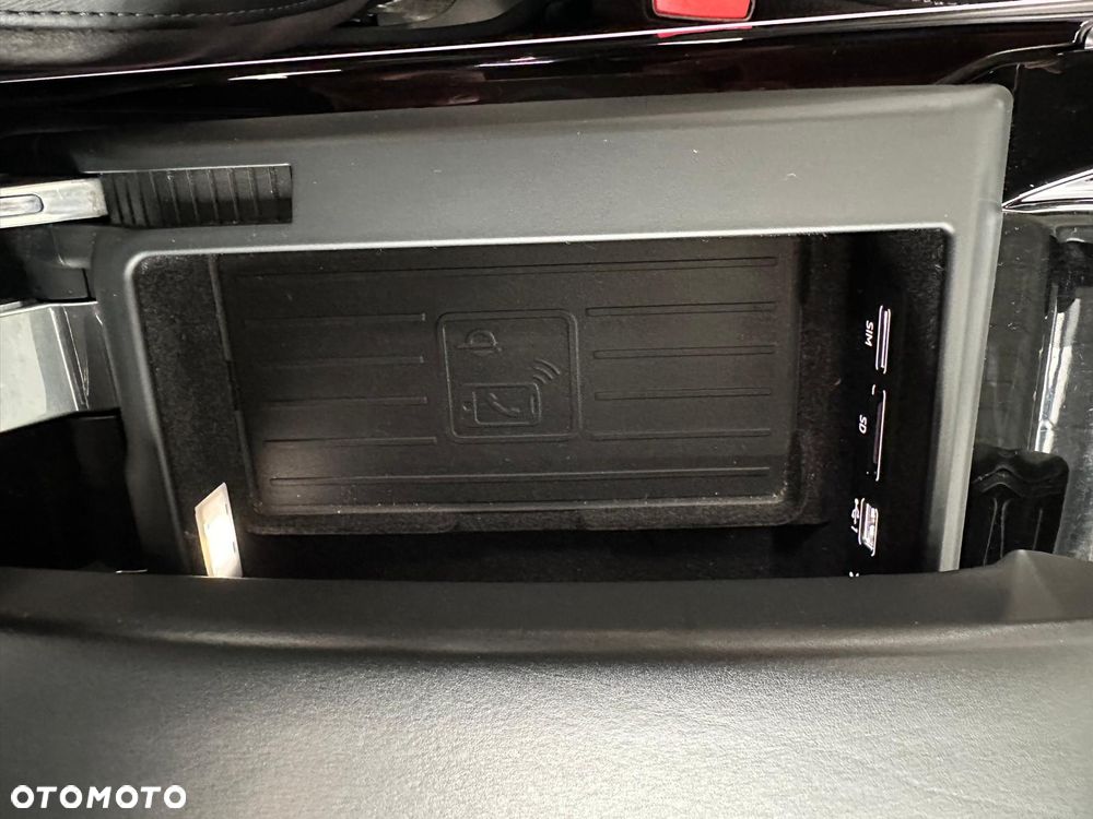 Audi A8 - 38