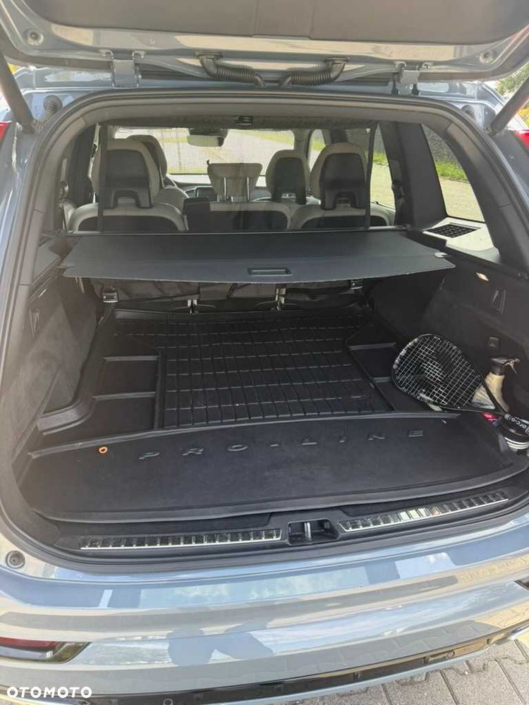 Volvo XC 90 - 6
