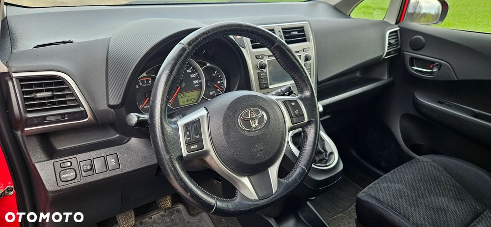 Toyota Verso S 1.33 VVT-i Club - 12