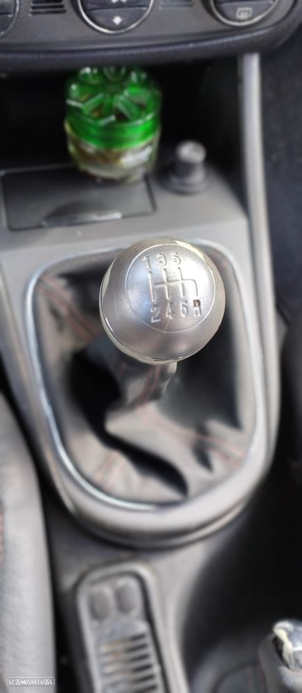 Alfa Romeo 147 1.9 JTD 16V M-Jet DPF Q2 - 11