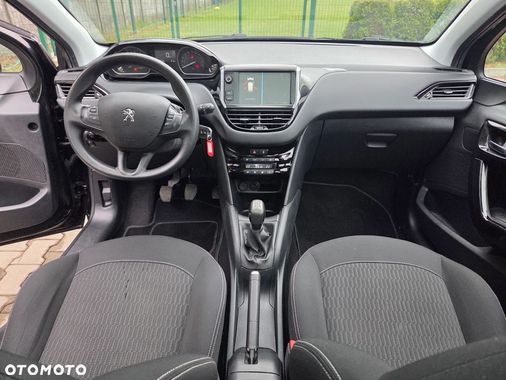 Peugeot 208 1.2 VTi Business Line - 16