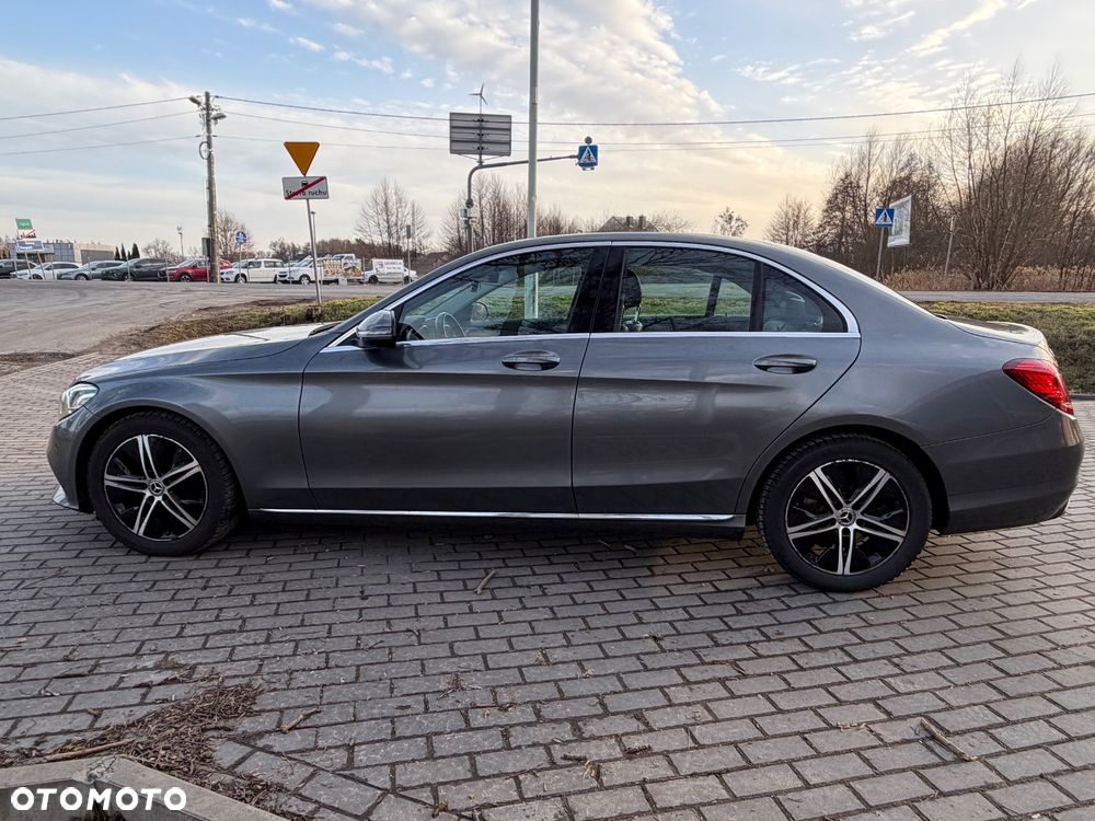 Mercedes-Benz Klasa C 180 d - 6
