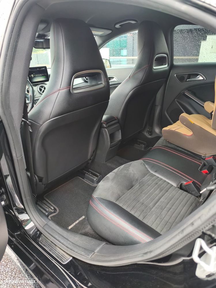 Mercedes-Benz CLA 180 d AMG Line - 11