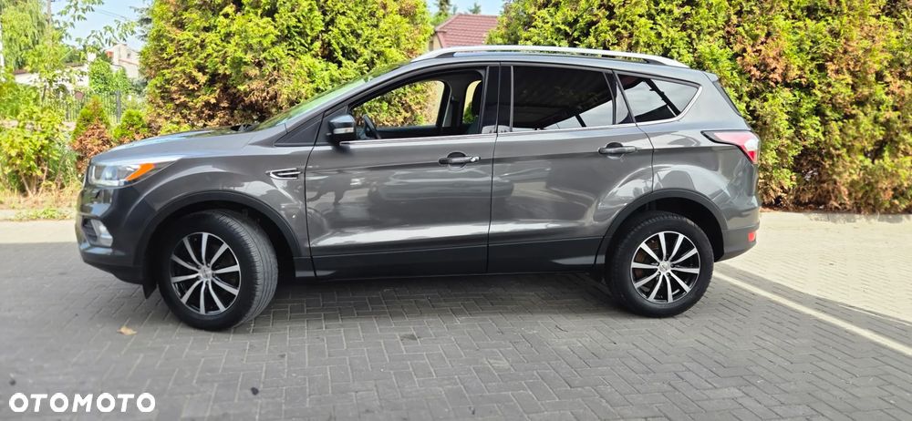 Ford Kuga 1.5 EcoBoost 2x4 Titanium - 7