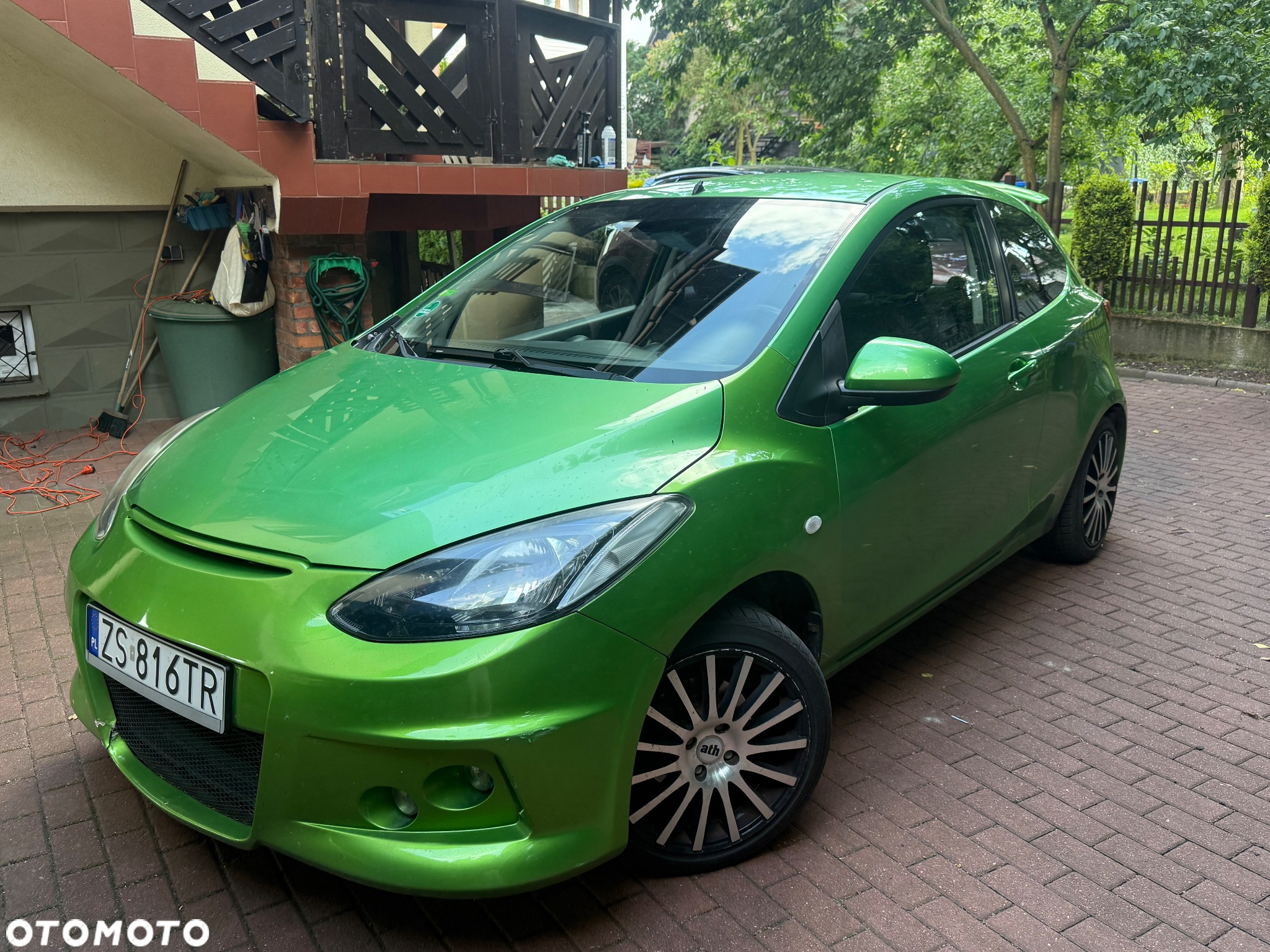 Mazda 2 - 12