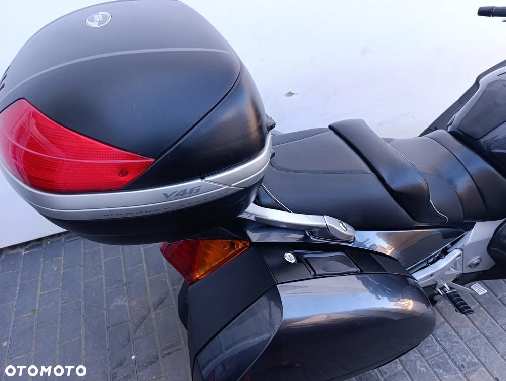Honda ST - 22