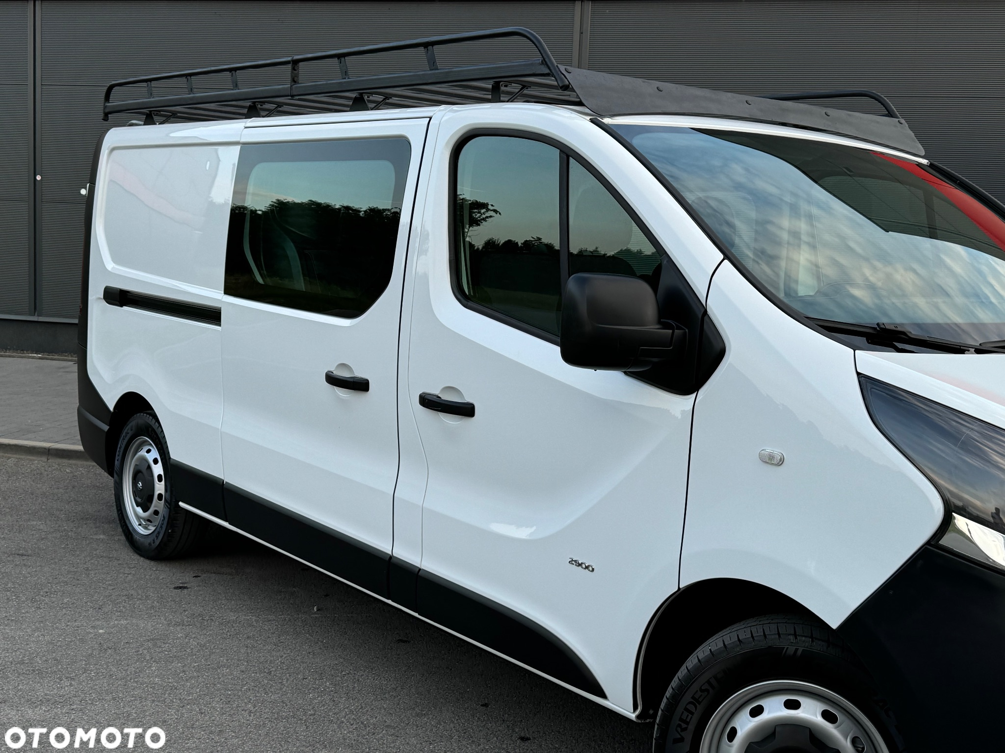 Opel Vivaro Long - 14