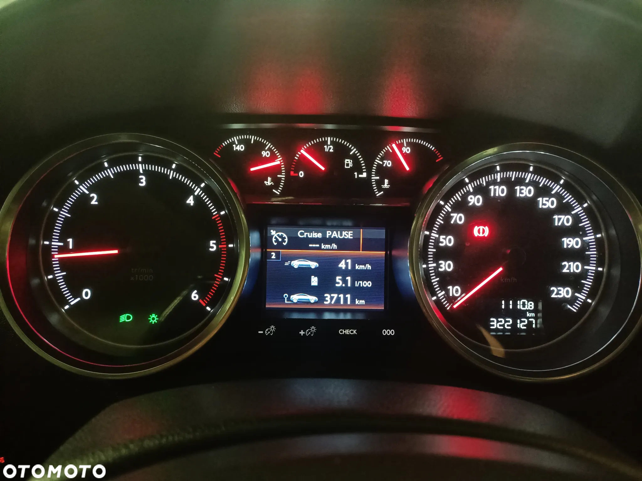 Peugeot 508 2.0 HDi Allure - 10