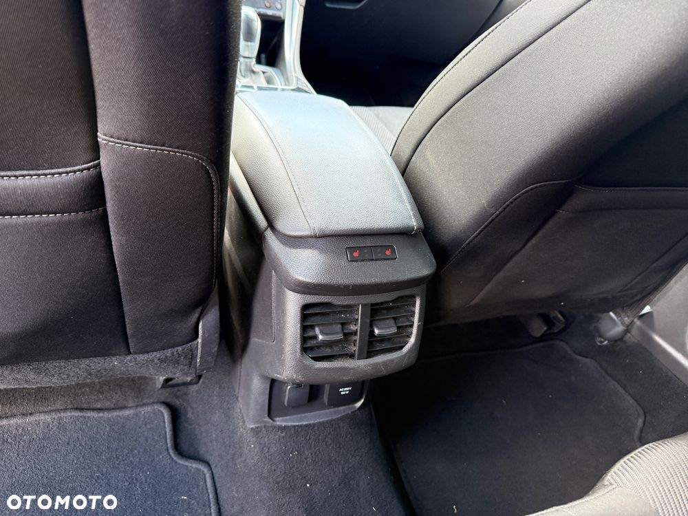 Ford Mondeo 2.0 TDCi Titanium PowerShift - 12
