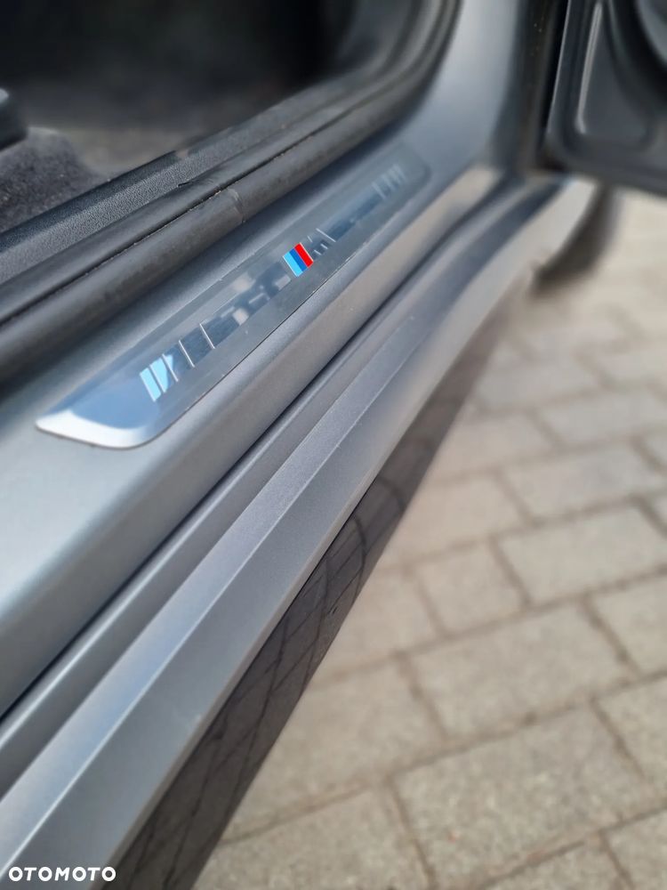 BMW X1 - 12
