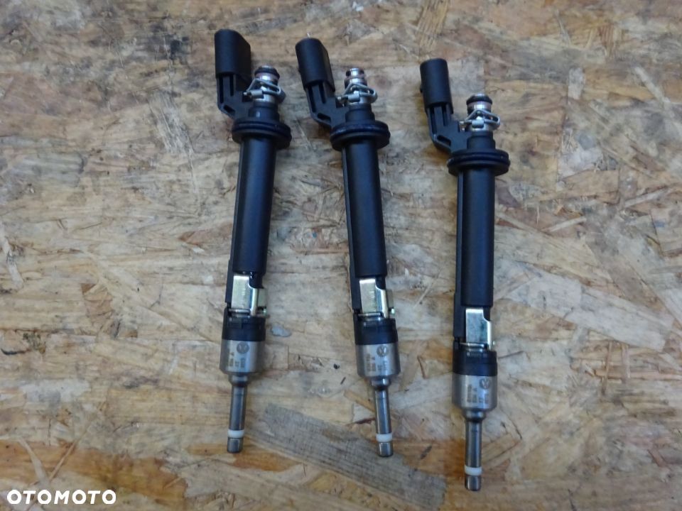 wtrysk wtryskiwacz VW PASSAT B6 CC  3.6 fsi v6 03h906036a czesci - 1