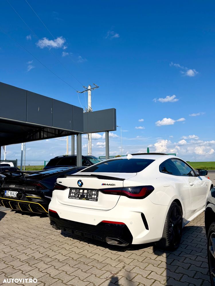 BMW M4 M440i xDrive AT MHEV - 37