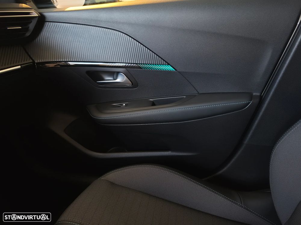 Peugeot e-208 Allure - 25