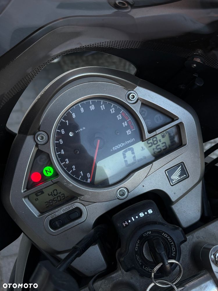 Honda Hornet - 9