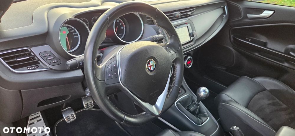 Alfa Romeo Giulietta 1.4 TB 16V Turismo - 11