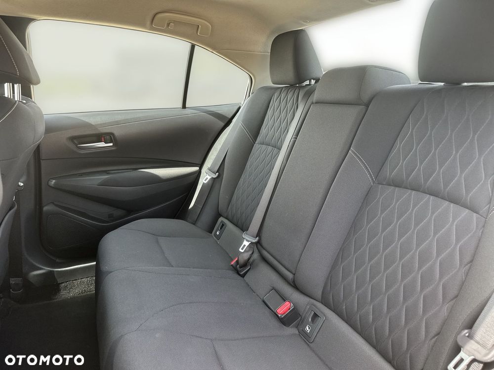 Toyota Corolla - 13