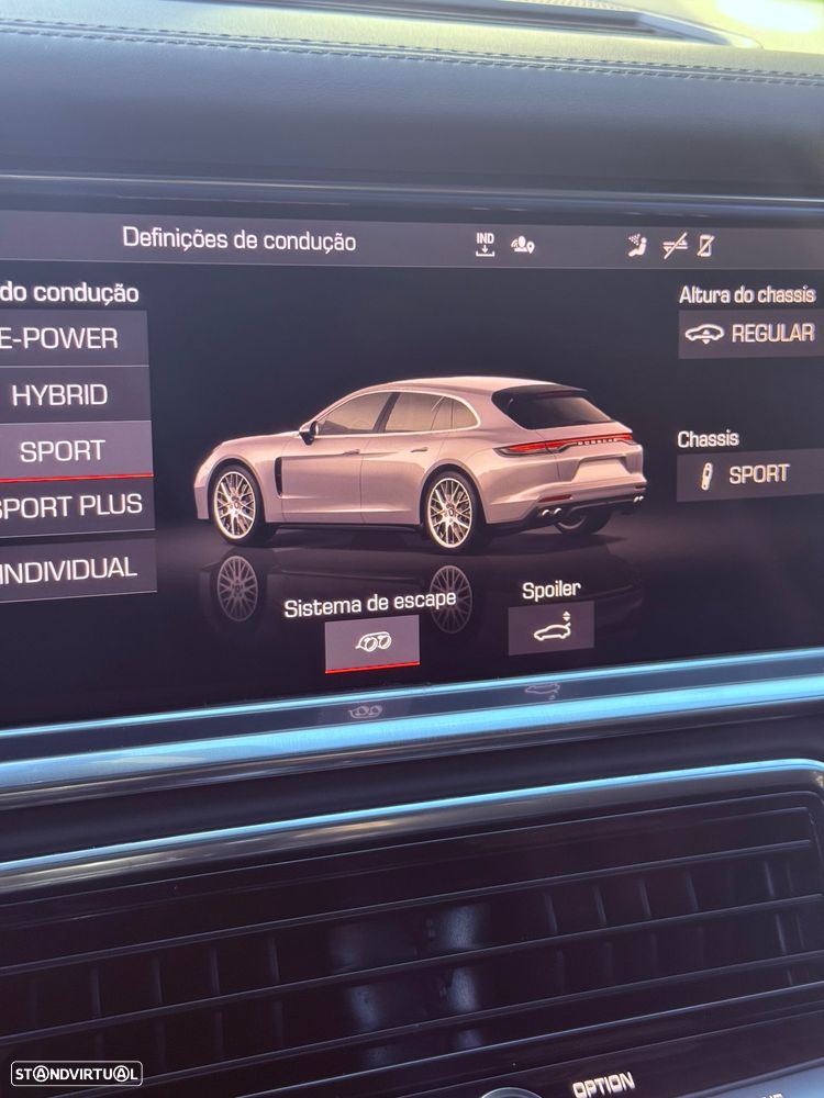Porsche Panamera Sport Turismo 4S E-Hybrid - 28