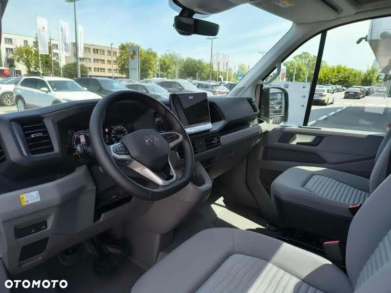 Volkswagen Crafter Grand California 600 silnik: 2,0 l TDI EU6 SCR BlueMotion Technology 130 kW skrzynia biegów: Przedni napęd automatyczna 8-biegowa rozstaw osi: 3640 mm - 20