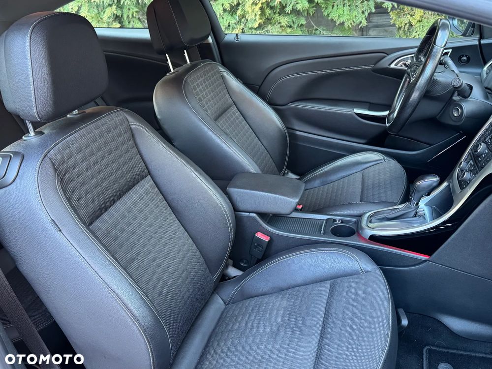 Opel Astra 1.4 Turbo Automatik - 11