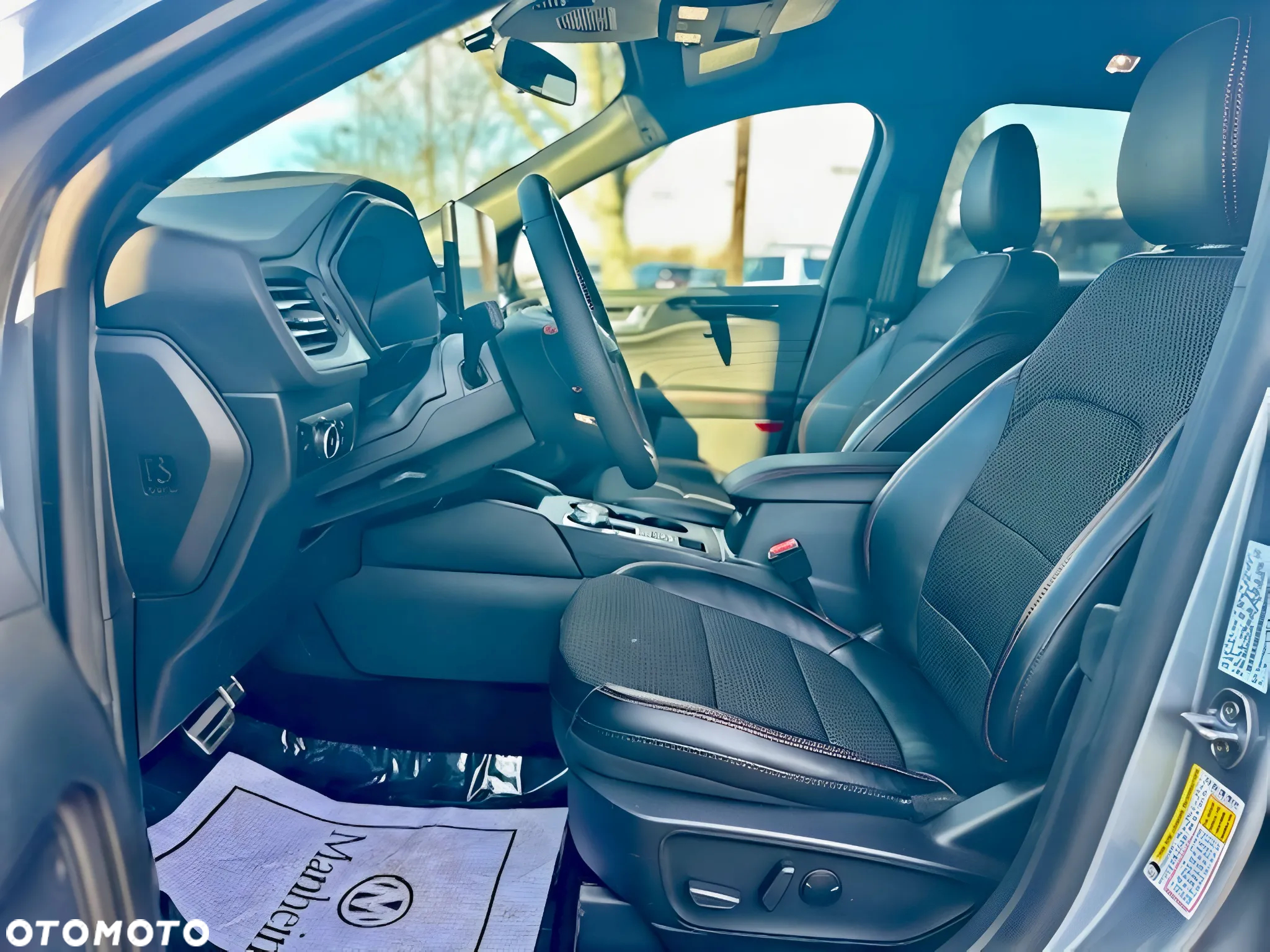Ford Escape 2.0 EcoBoost AWD Titanium - 7