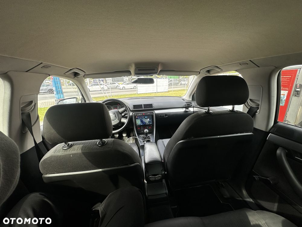 Audi A4 Limousine - 25