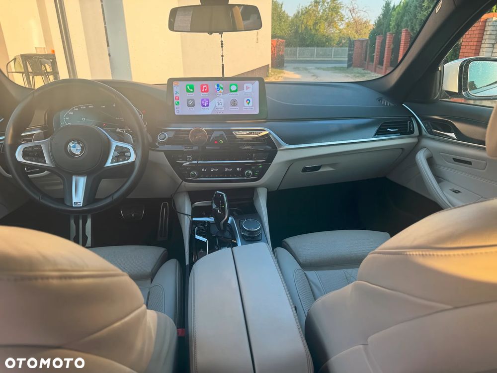BMW Seria 5 520d xDrive M Sport sport - 11