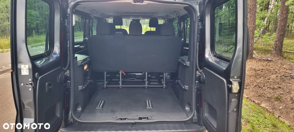 Renault Trafic - 10