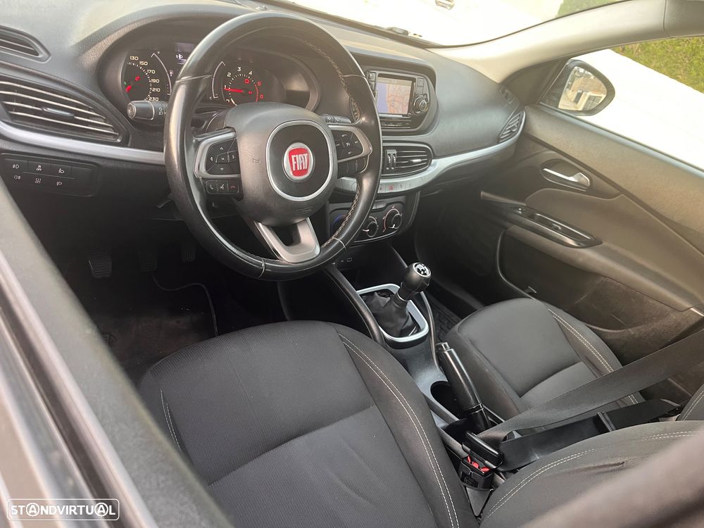 Fiat Tipo Station Wagon 1.3 M-Jet Easy J17 - 9