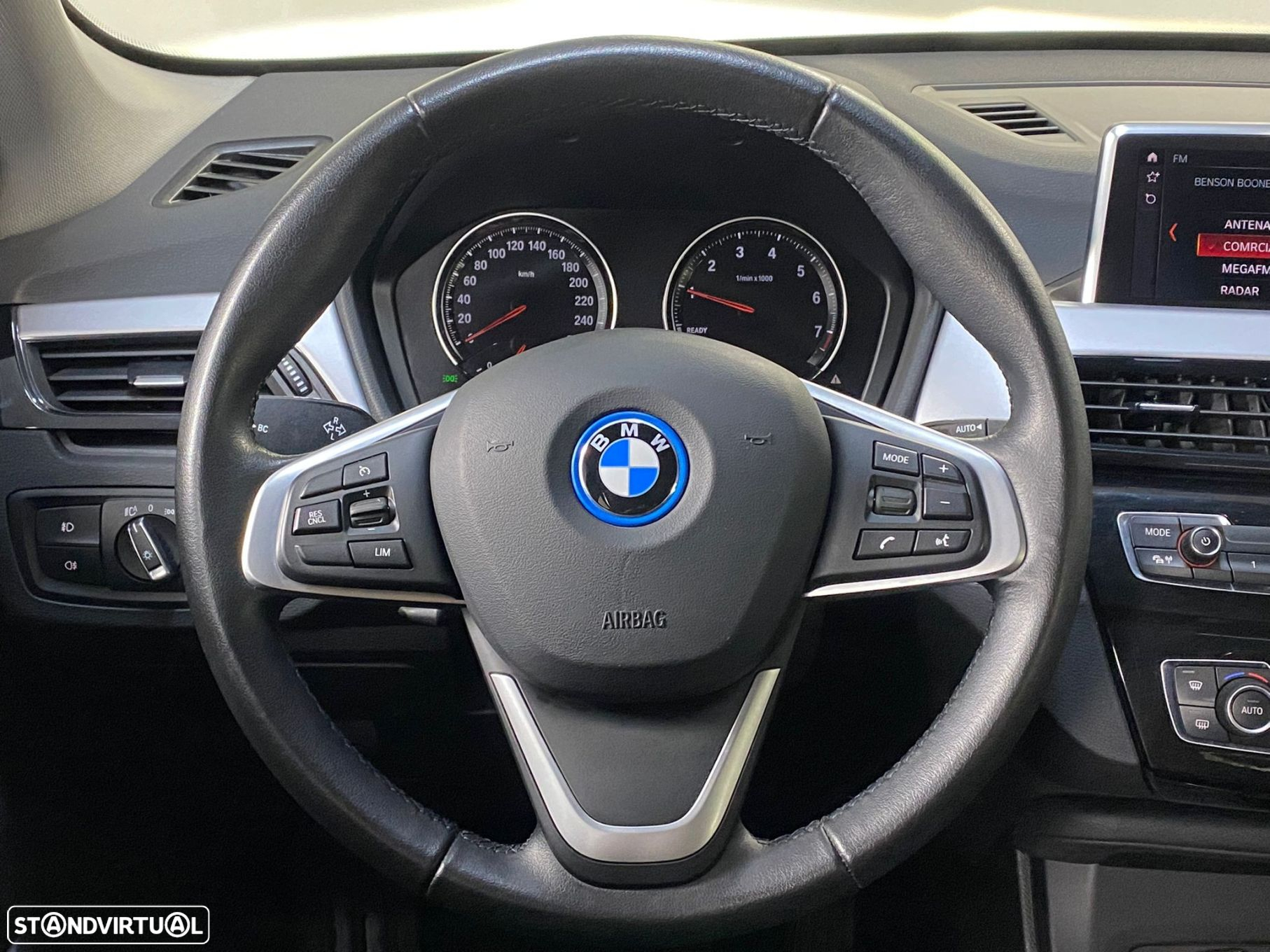BMW X1 25 e xDrive Corporate Edition - 9