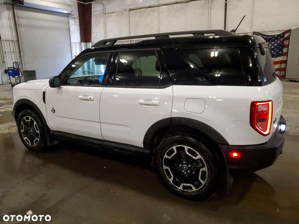 Ford Bronco - 4