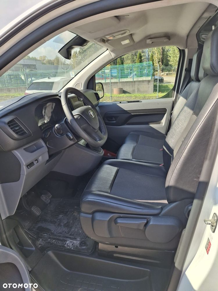 Toyota Proace - 10