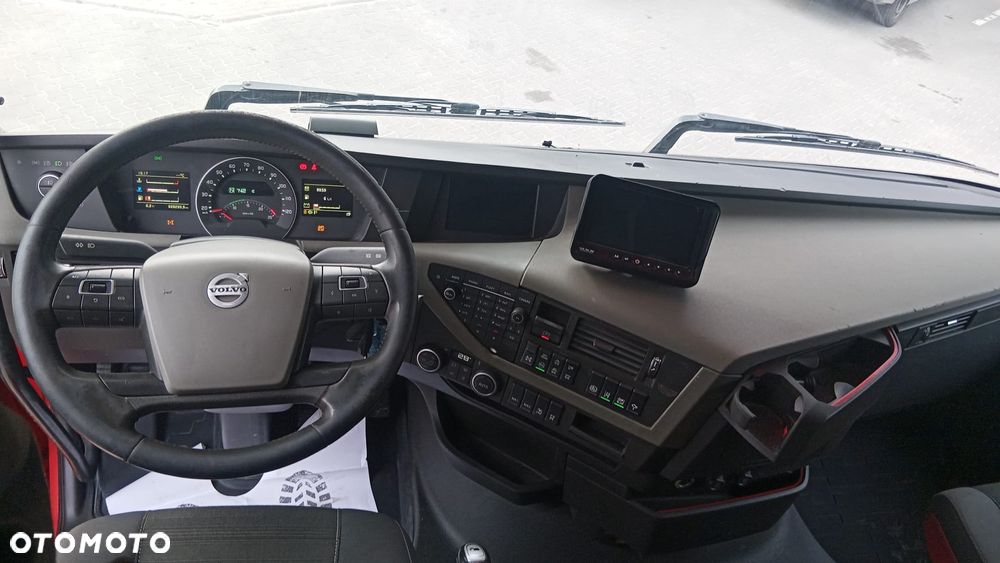 Volvo - 13