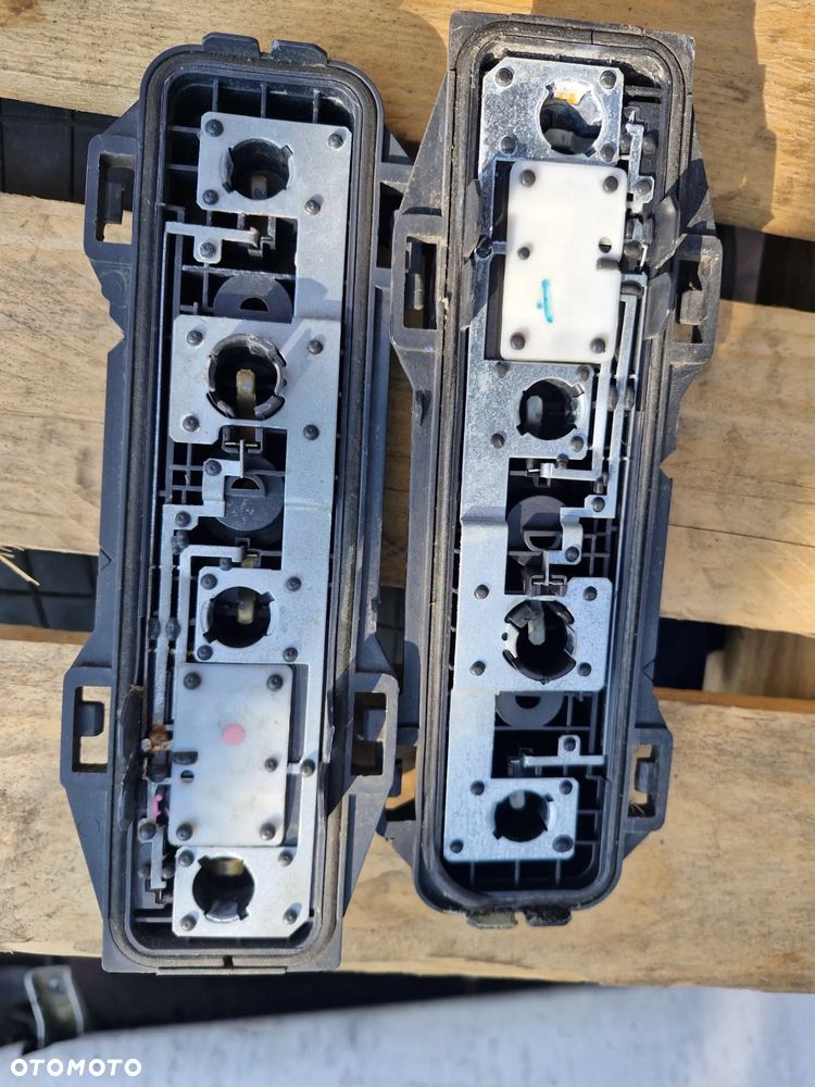 Wkład lampy tył prawy lewy  PEUGEOT 307 KOMBI - 1