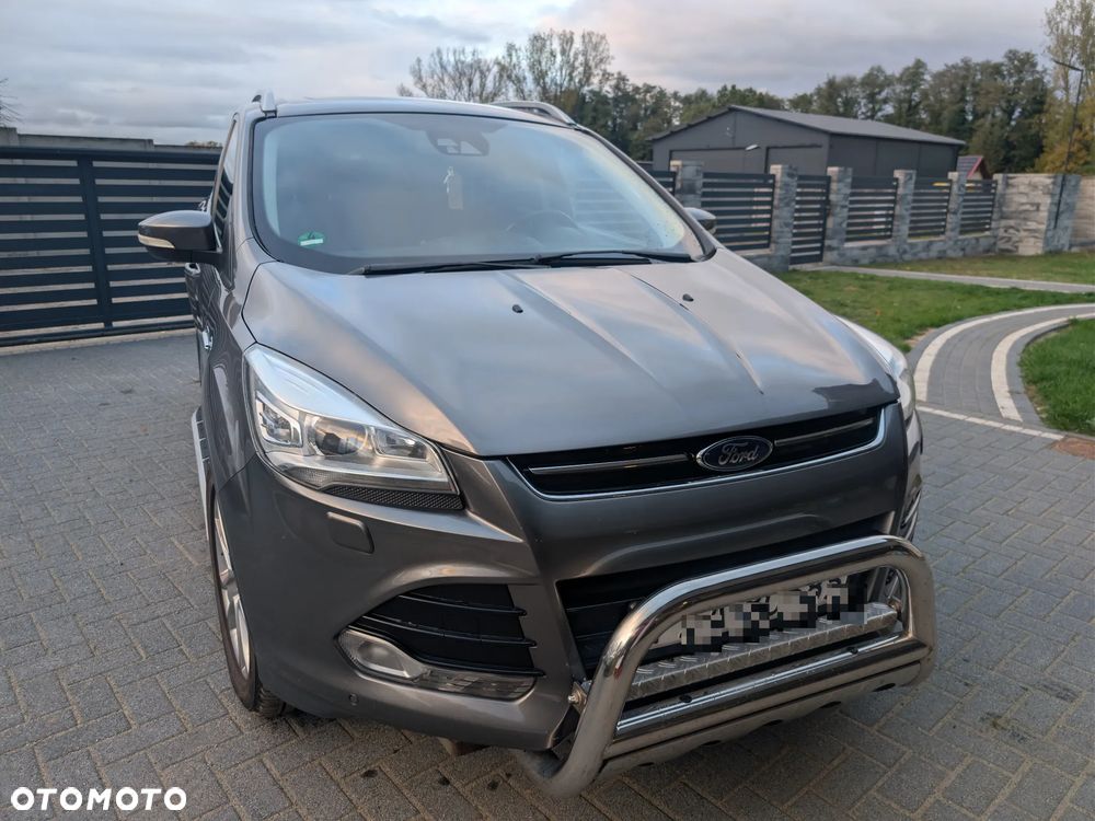 Ford Kuga - 1