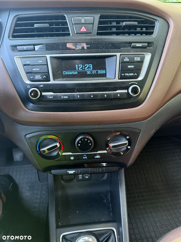 Hyundai i20 1.2 Classic Plus - 13
