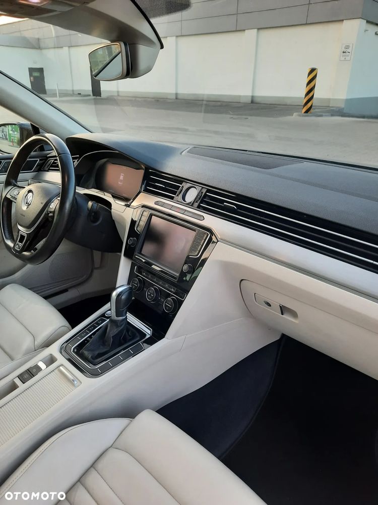 Volkswagen Passat 2.0 TSI BMT Highline DSG - 15