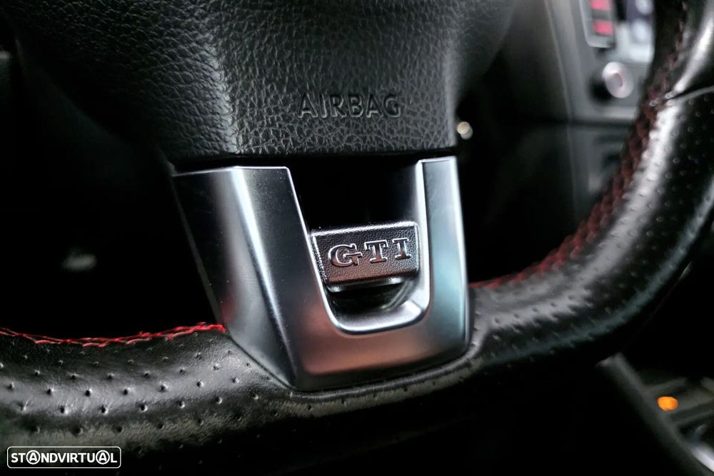 VW Golf 2.0 TSi GTI DSG - 17