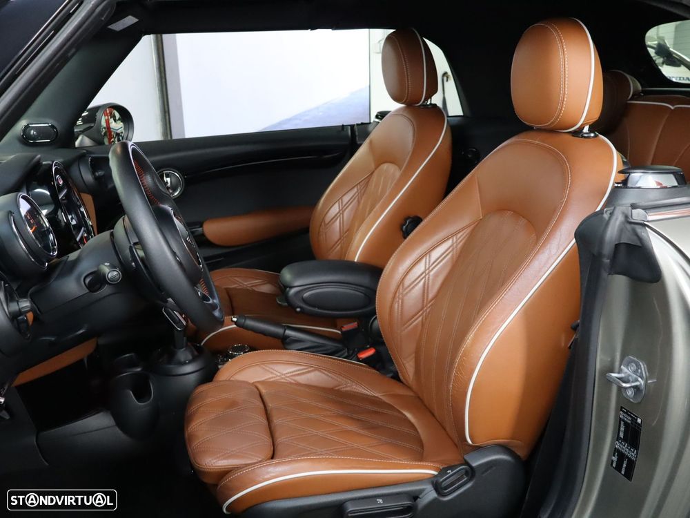 MINI Cabrio Cooper S Auto - 14