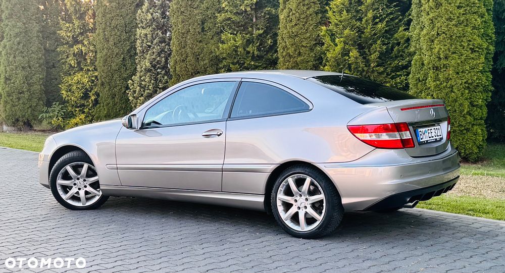 Mercedes-Benz CLC - 15