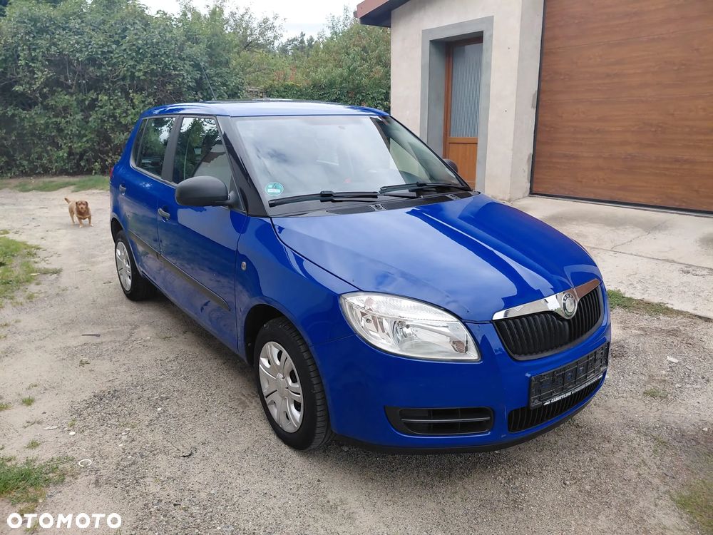 Skoda Fabia 1.2 HTP Ambiente - 2
