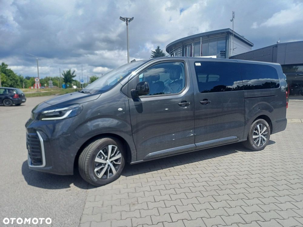 Toyota Proace Verso - 2