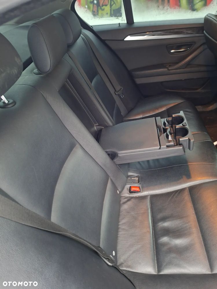 BMW Seria 5 520d - 6