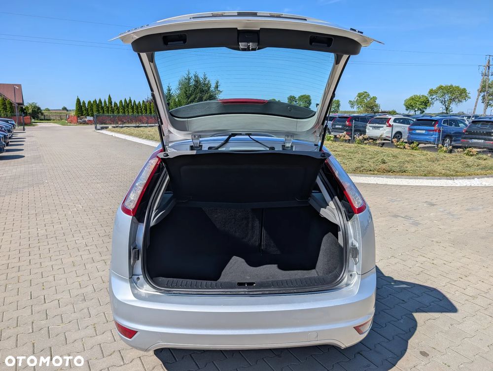 Ford Focus 1.6 Silver X - 40