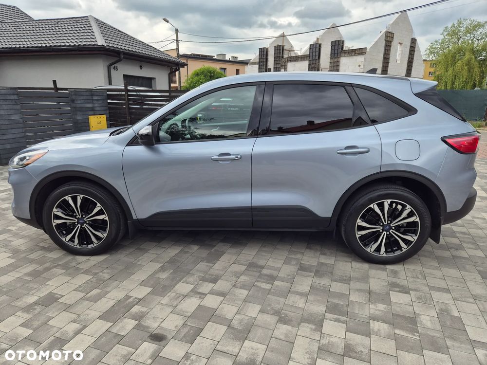 Ford Escape 2.0 EcoBoost AWD Titanium - 4