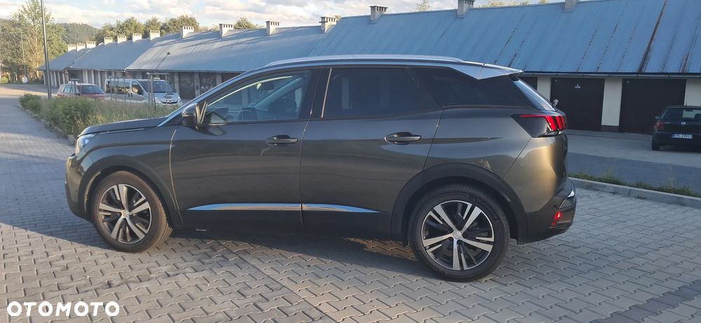 Peugeot 3008 1.2 PureTech Allure S&S EAT6 - 4