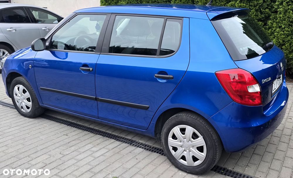Skoda Fabia 1.4 16V Elegance Plus - 4
