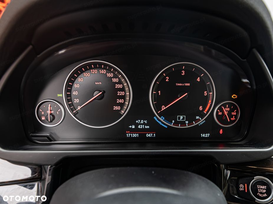 BMW X5 xDrive40d - 16