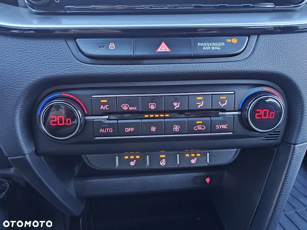 Kia XCeed 1.5 T-GDI Business Line DCT - 23