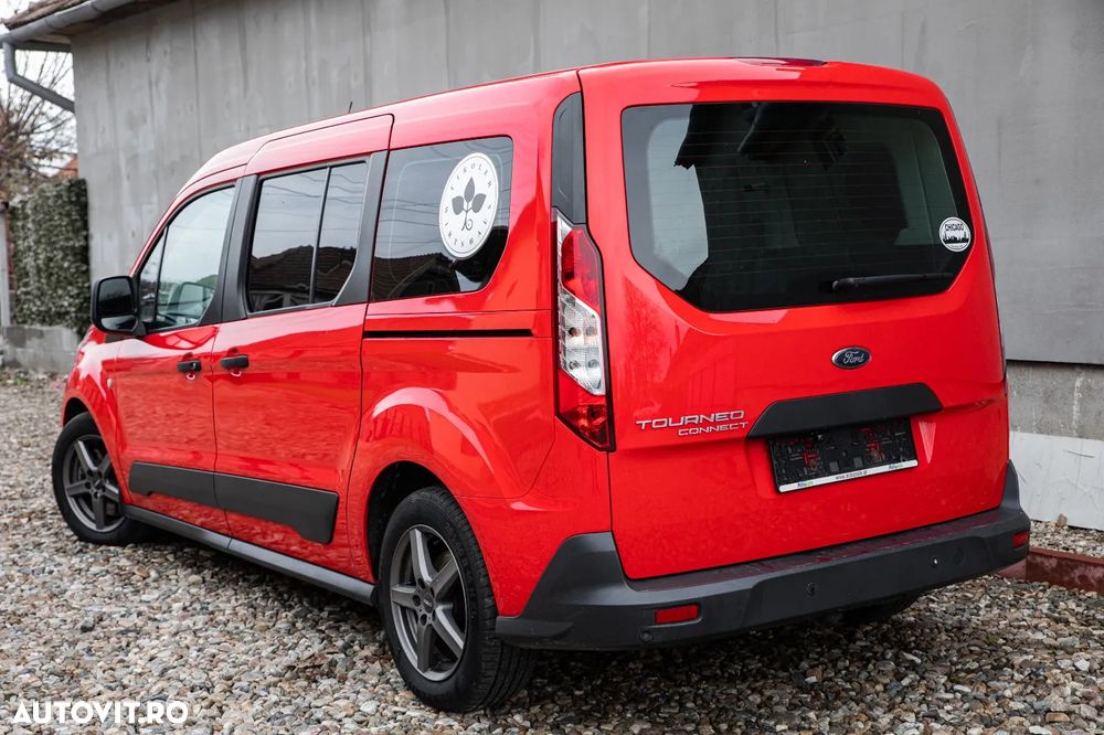 Ford Tourneo Connect 1.5 TDCi LWB (L2) Titanium - 6