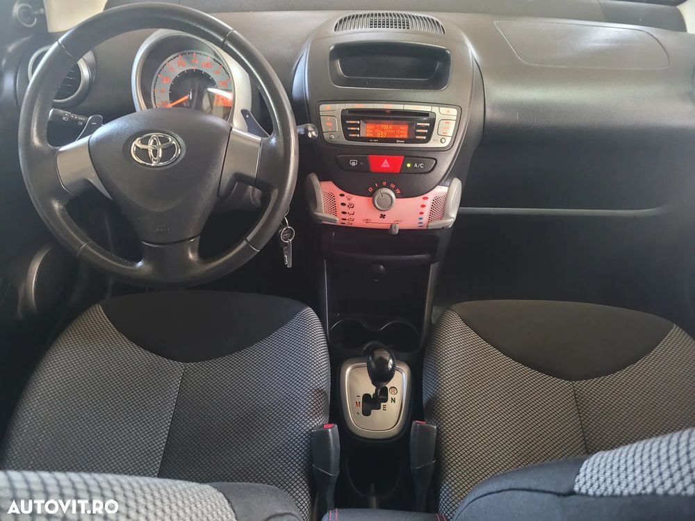 Toyota Aygo - 7